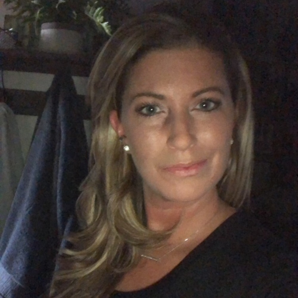 Meet your Posher, Angela